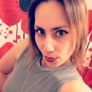 Meet your Posher, Ivette